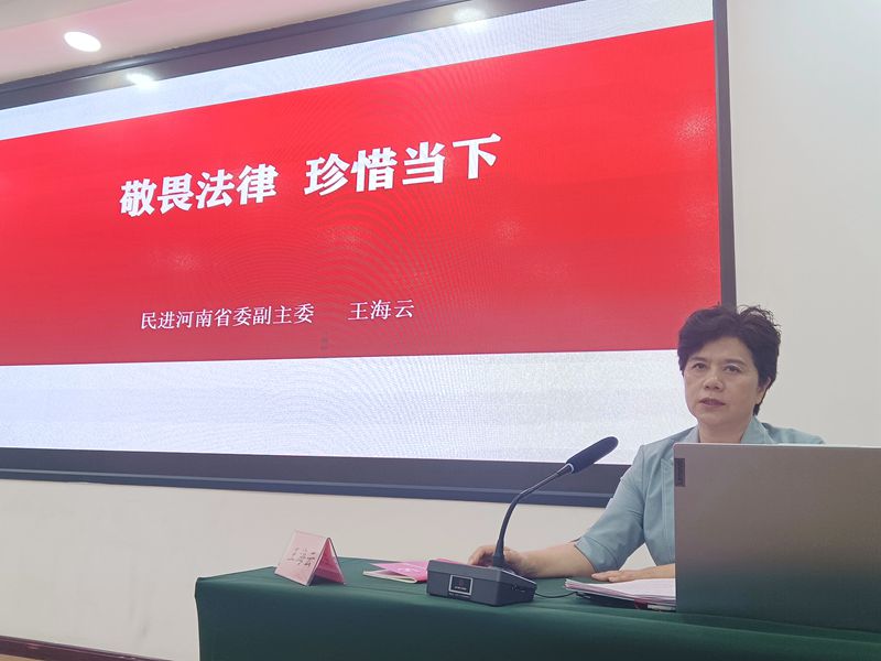 美颜_副本.jpg