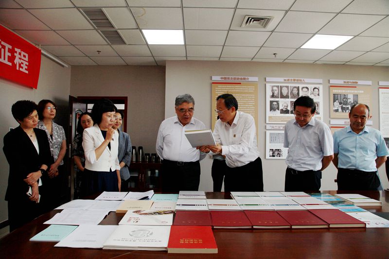 111在河南省委会机关走访111_副本.jpg