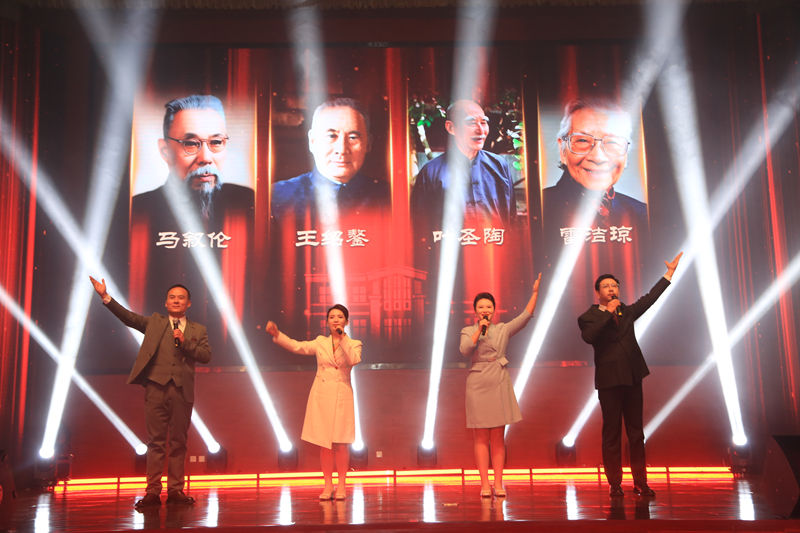 1766048590542042480.jpg 5.诗朗诵_副本.jpg