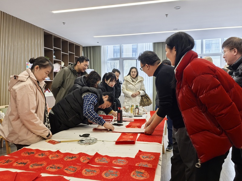 调整大小 (2).jpg